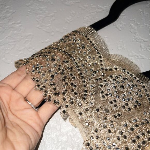 NWT Abby Paris Beige Beaded Scalloped V-Neck‎ Long Evening Gown Size 4W - Picture 5 of 11